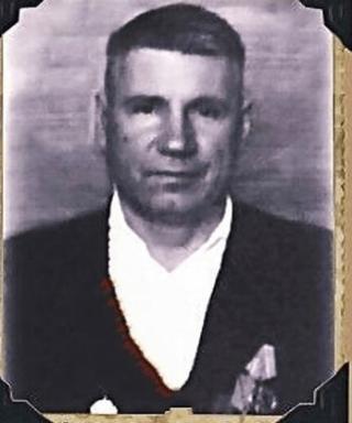 Леонидов Василий Никандрович