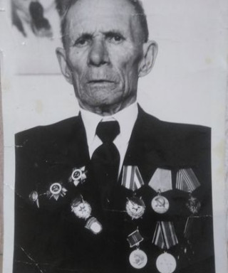 Арестов Петр Ефимович