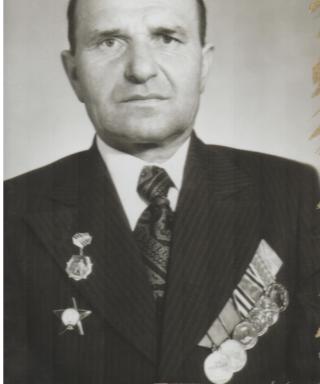 Локутов Василий Афонасьевич