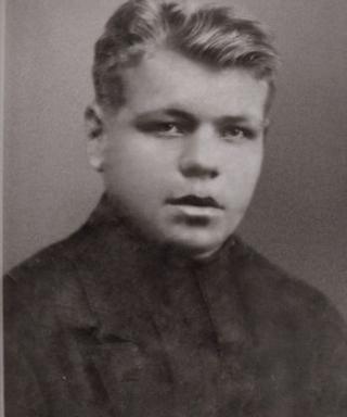 СМИРНОВ АЛЕКСЕЙ Александрович