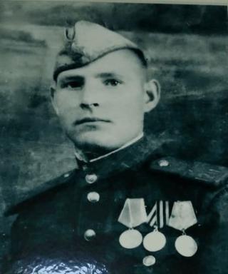 Кузнецов Александр Леонтьевич