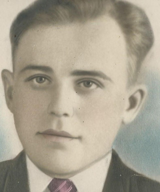 Данюшин Владимир Дмитриевич