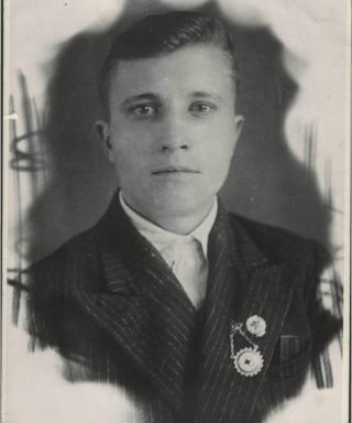 Гнездилов Петр Николаевич