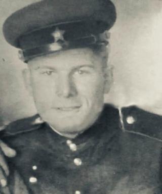 Лежнин Алексей Артемьевич