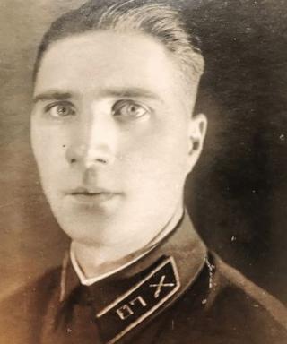 Комаров Константин Петрович