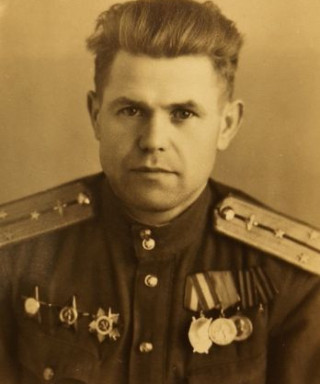 Петров Андрей Петрович