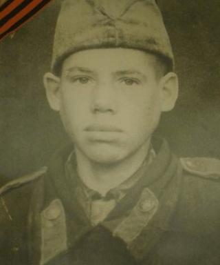 Гриднев Иван Дмитриевич