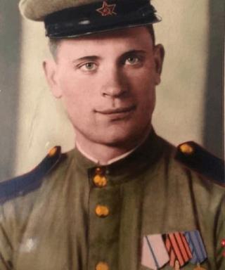 Лесников Александр Максимович