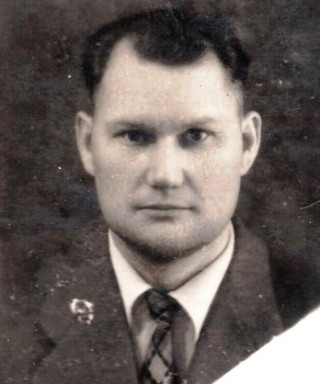 Попов Лазарь Андреевич