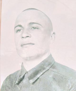 Карякин Дмитрий Васильевич