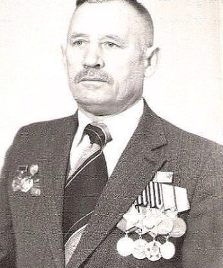 Долженко Дмитрий Емельянович