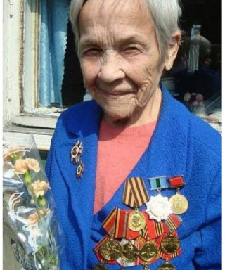 Пожилова (Лонина ) Клавдия Петровна