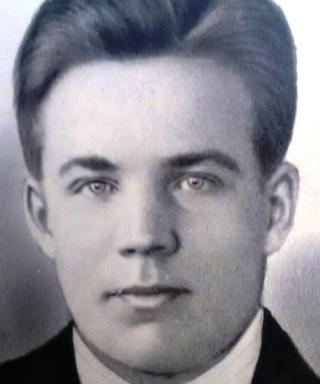Момотов Георгий Васильевич
