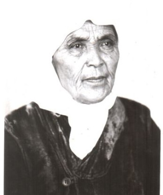 Давлетова Каратай