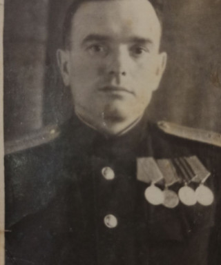 Мирошниченко Иван Егорович