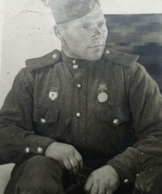 Алмакаев Иван Дмитриевич