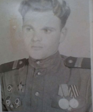 Каверин Василий Григорьевич