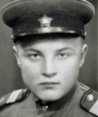 Сын -Чернов Николай Николаевич