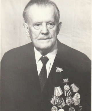 Иванов Александр Тихонович