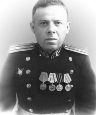 Кравцов Алексей Тихонович