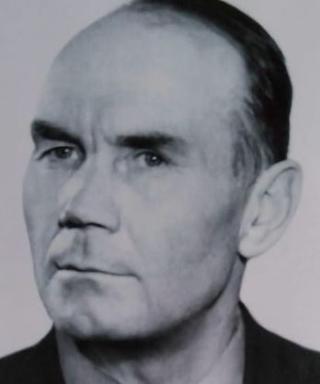 Петров Евгений Семёнович