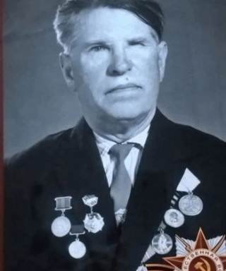 Попов Иван Яковлевич