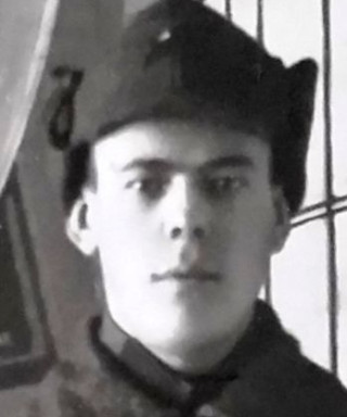 Челноков Иван Сергеевич