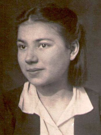 Челнокова Дина Александровна