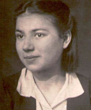 Челнокова Дина Александровна