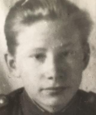 Хозяинов Василий Яковлевич