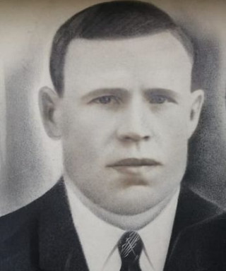 Мартынов Петр Петрович