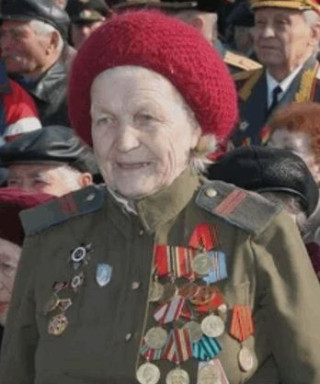 Больнова Александра Гавриловна