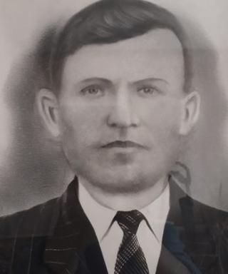 Слободчуков Пётр Тихонович