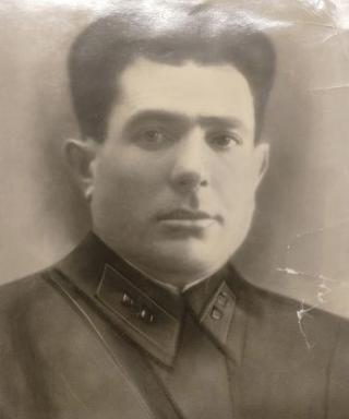 Водовоз Михаил Волькович