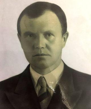 Лесников Илья Елизарович