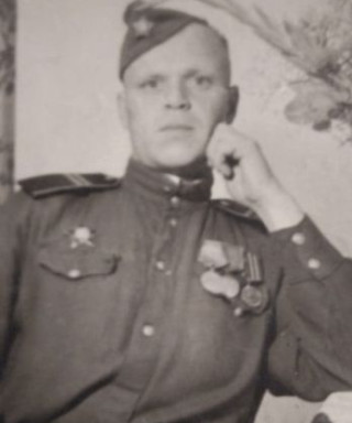 Зверев Степан Тихонович