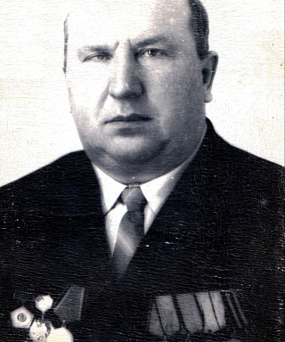 Васильев Евгений Никифорович