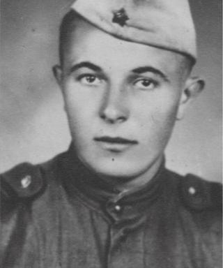 Власов Леонид Алексеевич