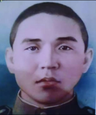 Артыков Байназар