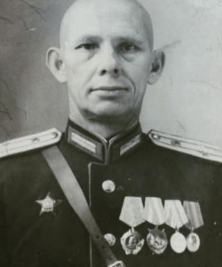 Шмойлов Василий Кузьмич