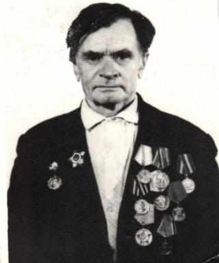 Липатов Иван Леонтьевич