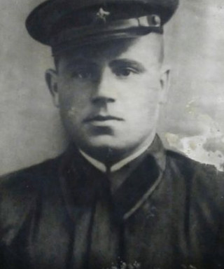 Азаров Иван Алексеевич