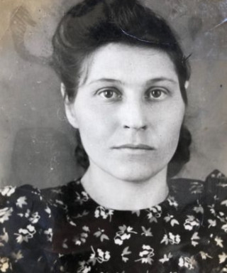 Митина(Богомолова) Мария Никифоровна