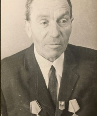 Петров Василий Миронович