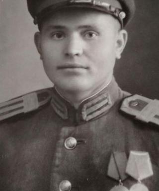 Холмяков Павел Александрович