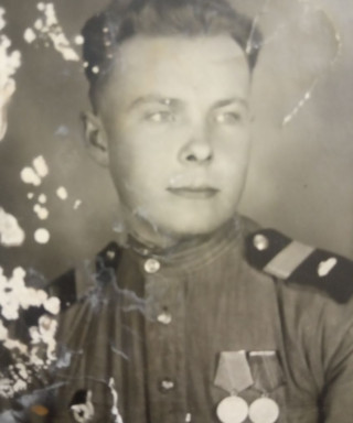 Попов Иван Иванович