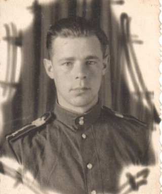 Петров Владимир Андреевич