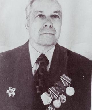 Комиссаров Василий Петрович