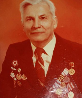 Ашлов Анатолий Петрович