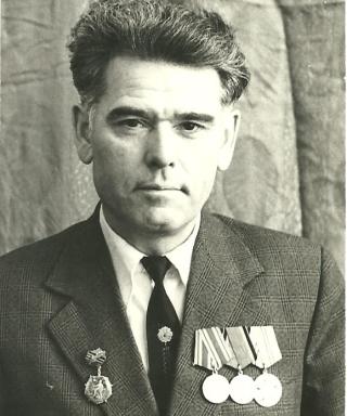 Петров Леонид Ефимович